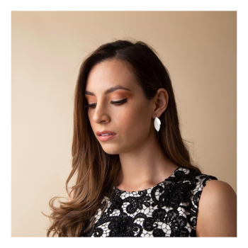 Aretes alargados hoja